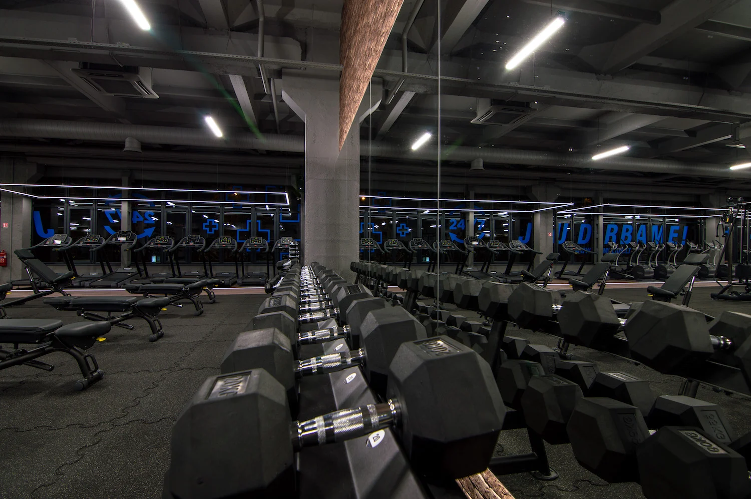Siłownia – Gym+ przy ul. Dariaus i Girėno 2