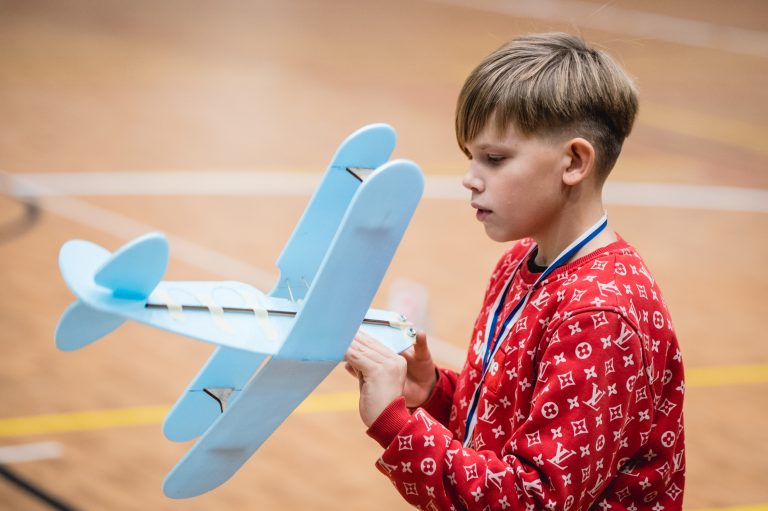 Introductory Technical Modeling for Ages 7–12 – Kaunas Center for Technical Creativity for Schoolchildren