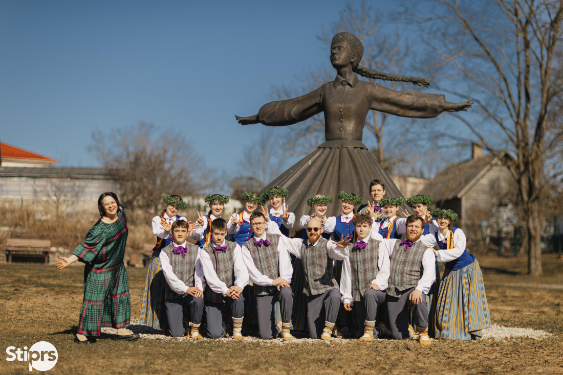 "Cesvaine" Youth Folk Dance Group – Cesvaine Cultural Center