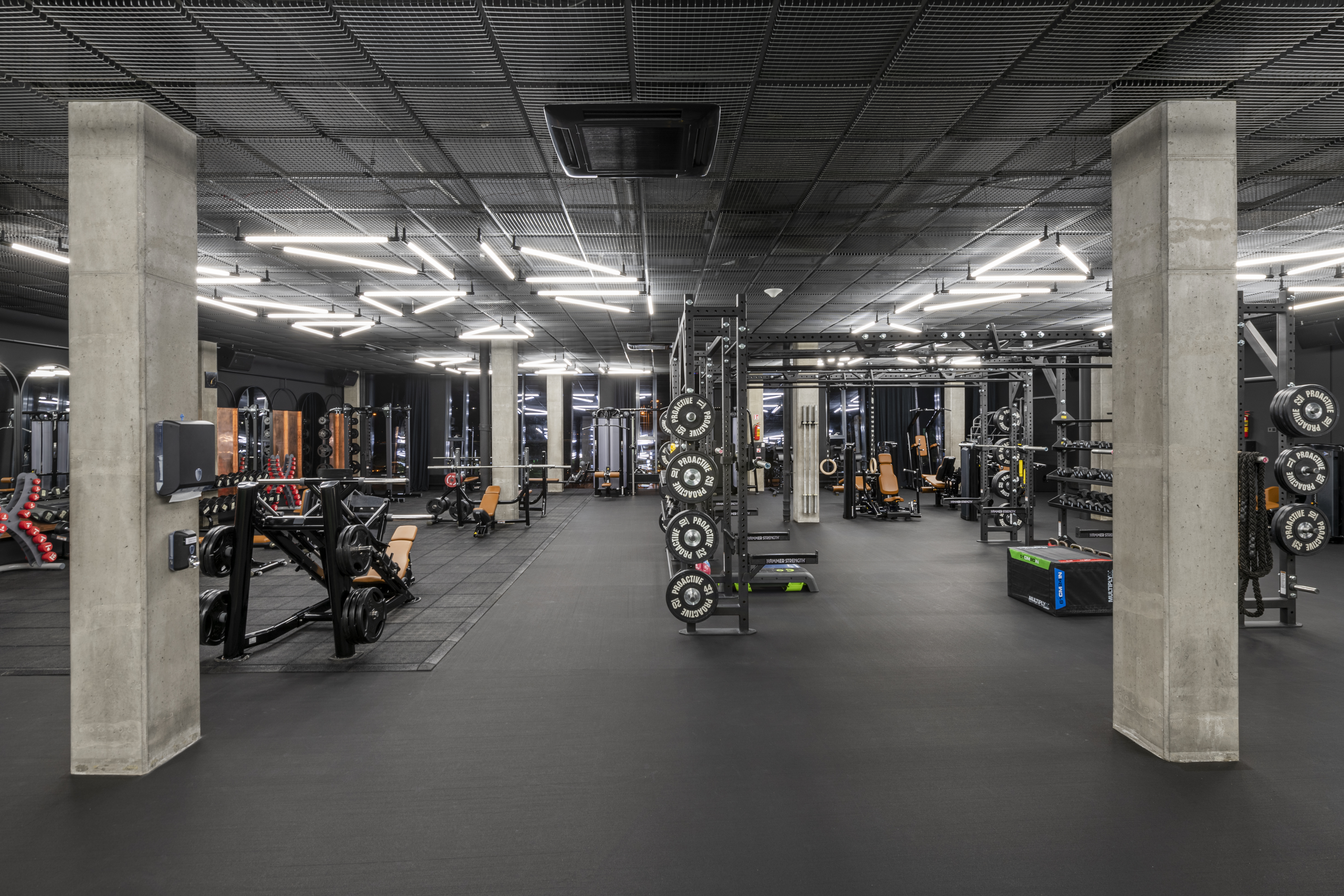 Treniruoklių salė – RE.FORMATAS SEB arena