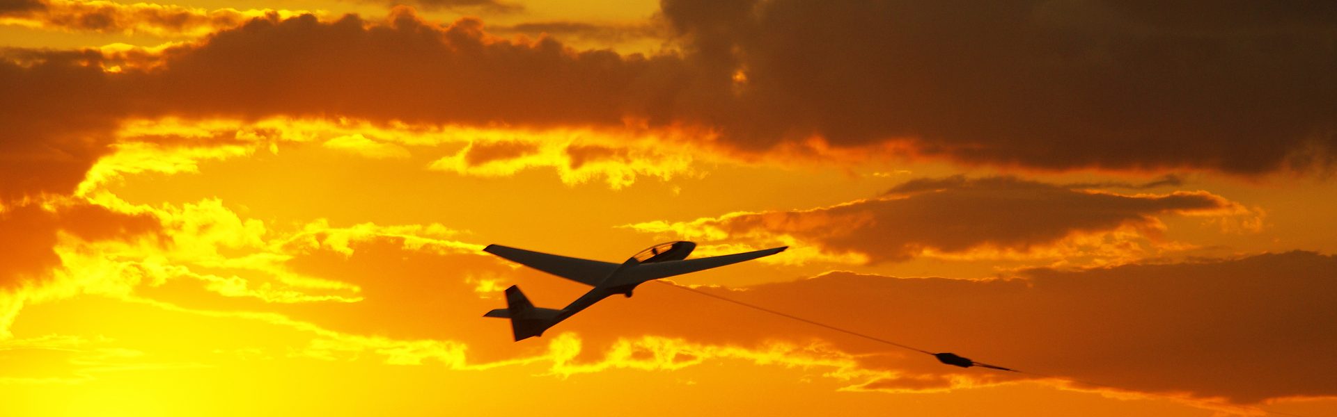 Sklandytojo (SPL) kursai nuo 14 m. – Paluknio aerodromas