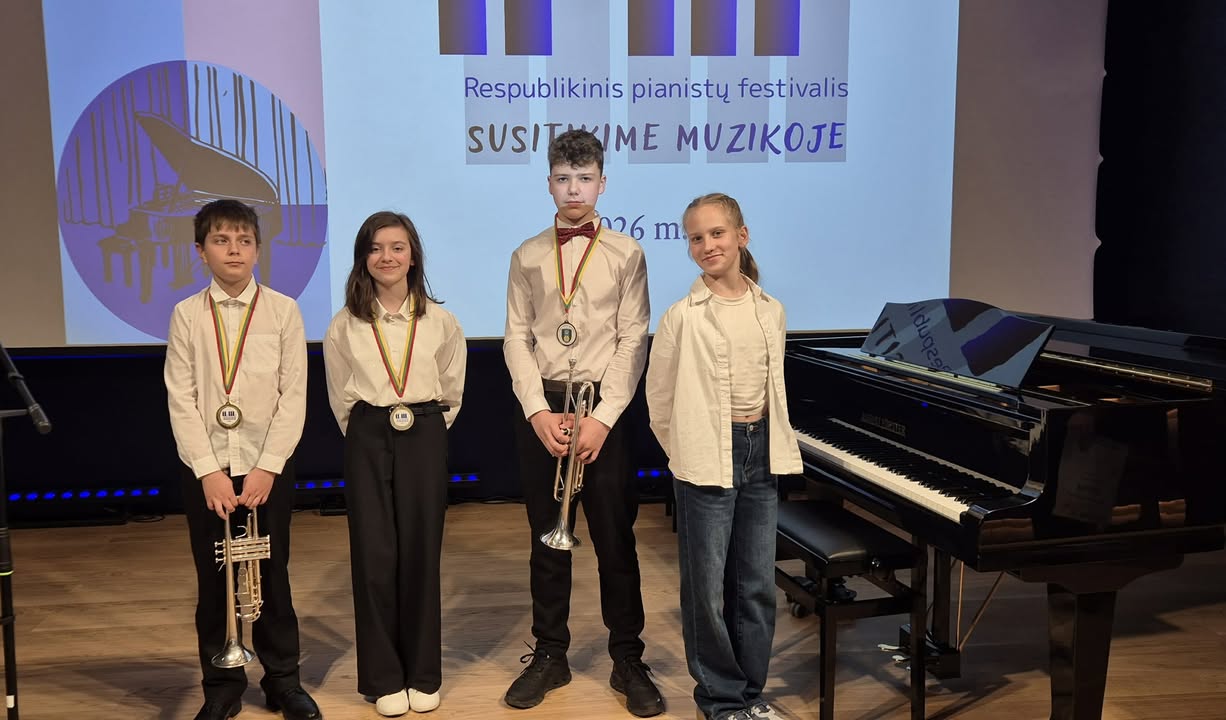 Piano Lessons – Rimvydas Žigaitis School of the Arts in Kazlų Rūda