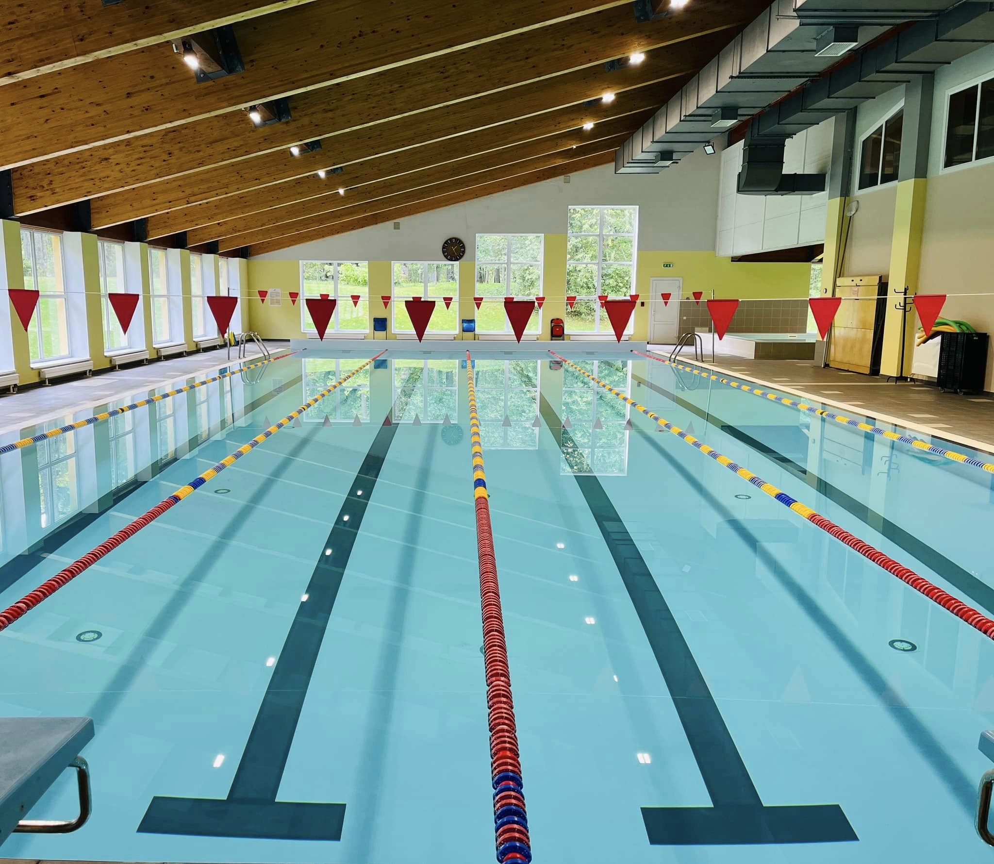Brīvā peldēšana – Kokneses sporta centra peldbaseins