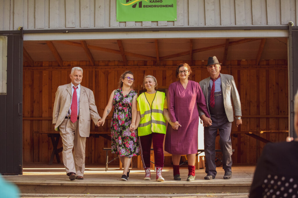 Suaugusiųjų dramos kolektyvas „Stop kadras“ – Kražių kultūros centras