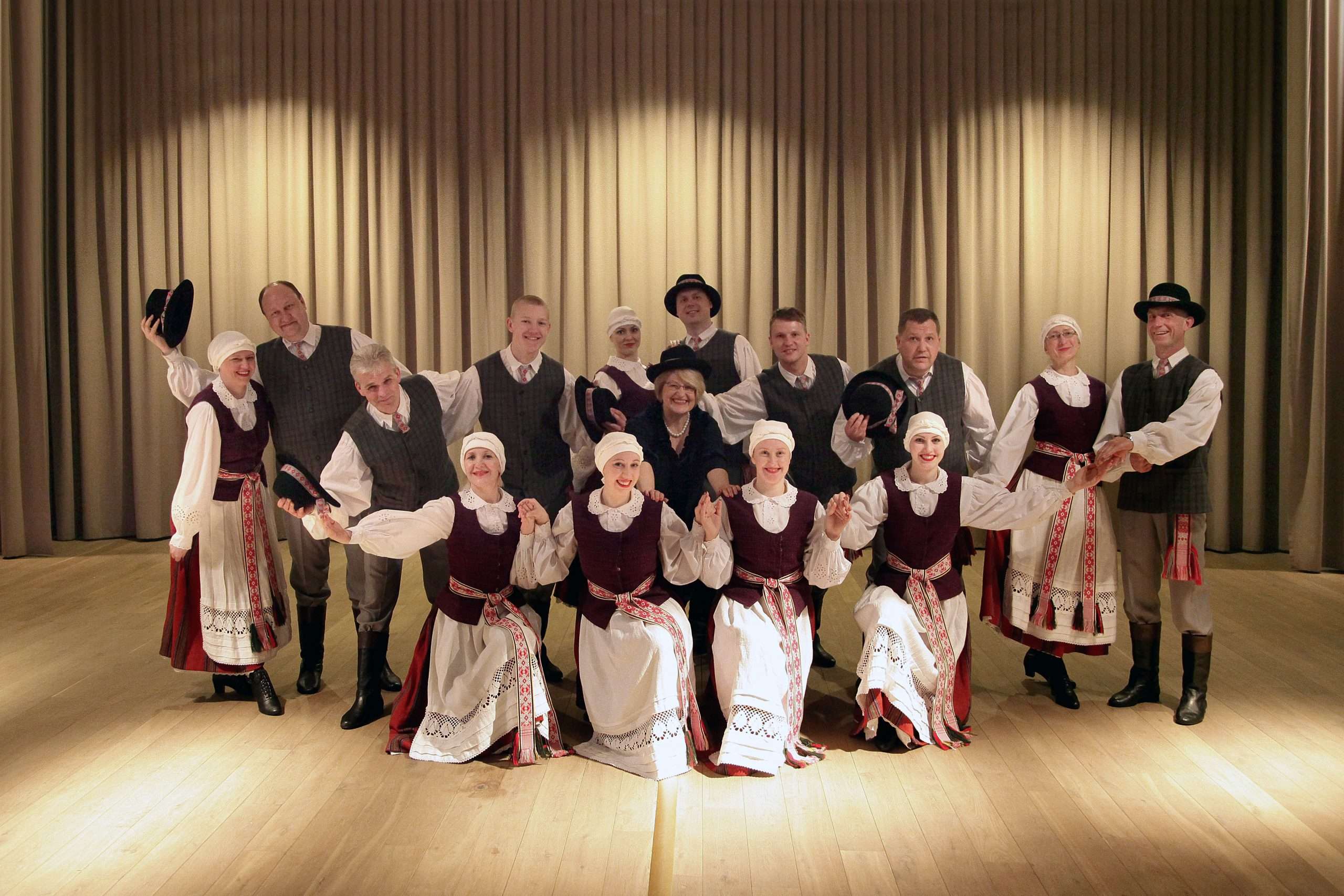 Vyresniųjų žmonių šokių kolektyvas „Trepsis“ – Rietavas