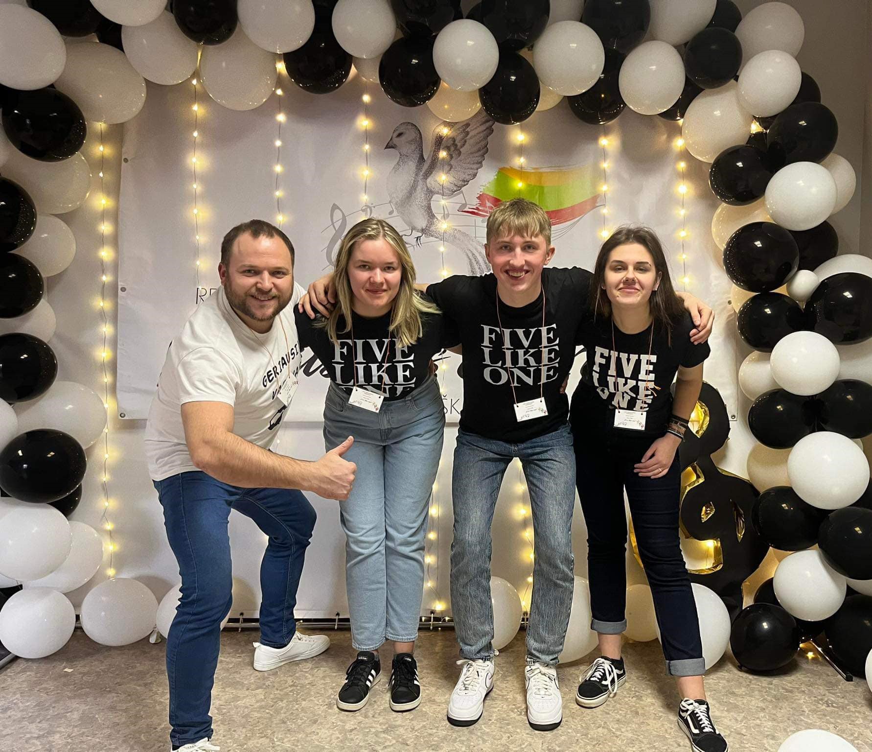 Jaunimo muzikos grupė „Five like one“ – Subačius