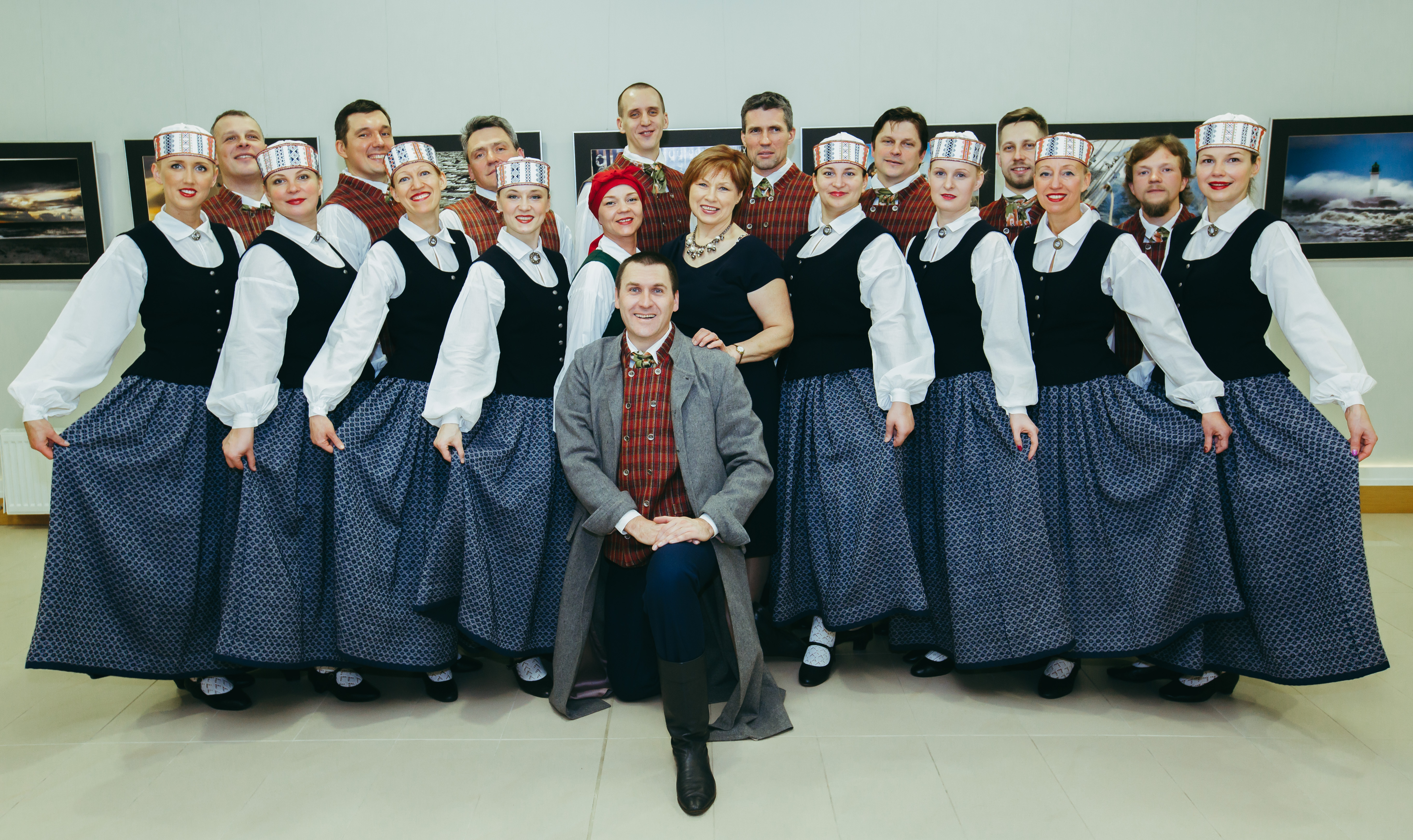 Vidējās paaudzes deju kolektīvs „SPRIGULIS“