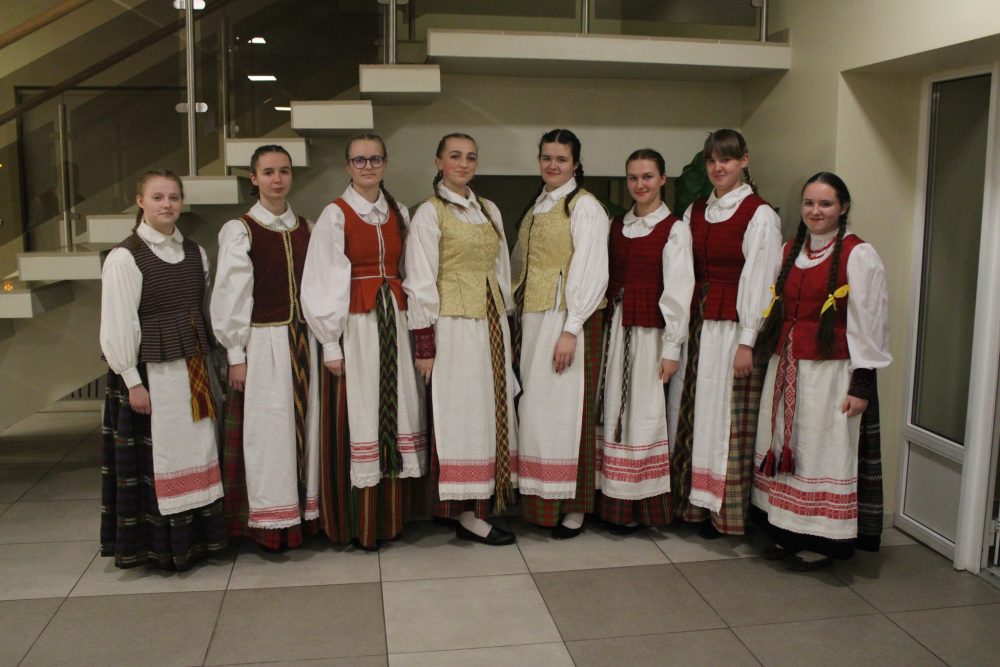 Zespół folklorystyczny dla dzieci „Saulalė” – Švenčionys