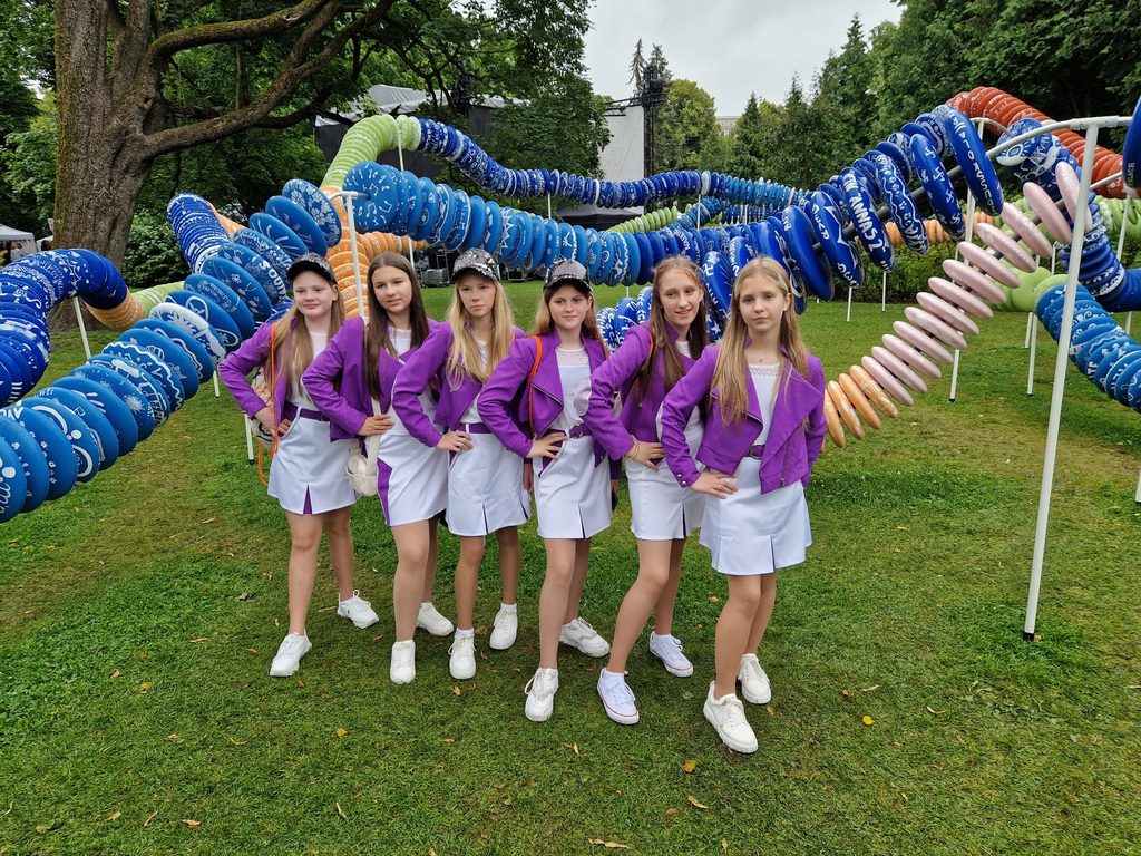 Popgrupa „Cielaviņa“