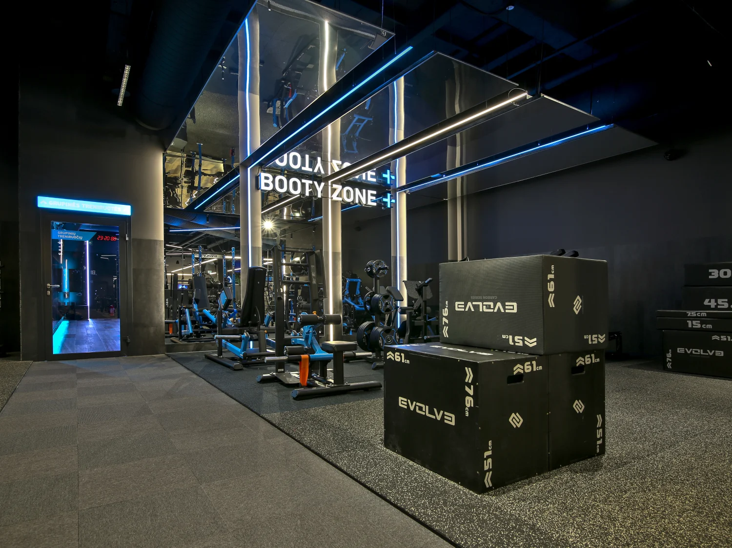 Treniruoklių salė – Gym+ Telšiai