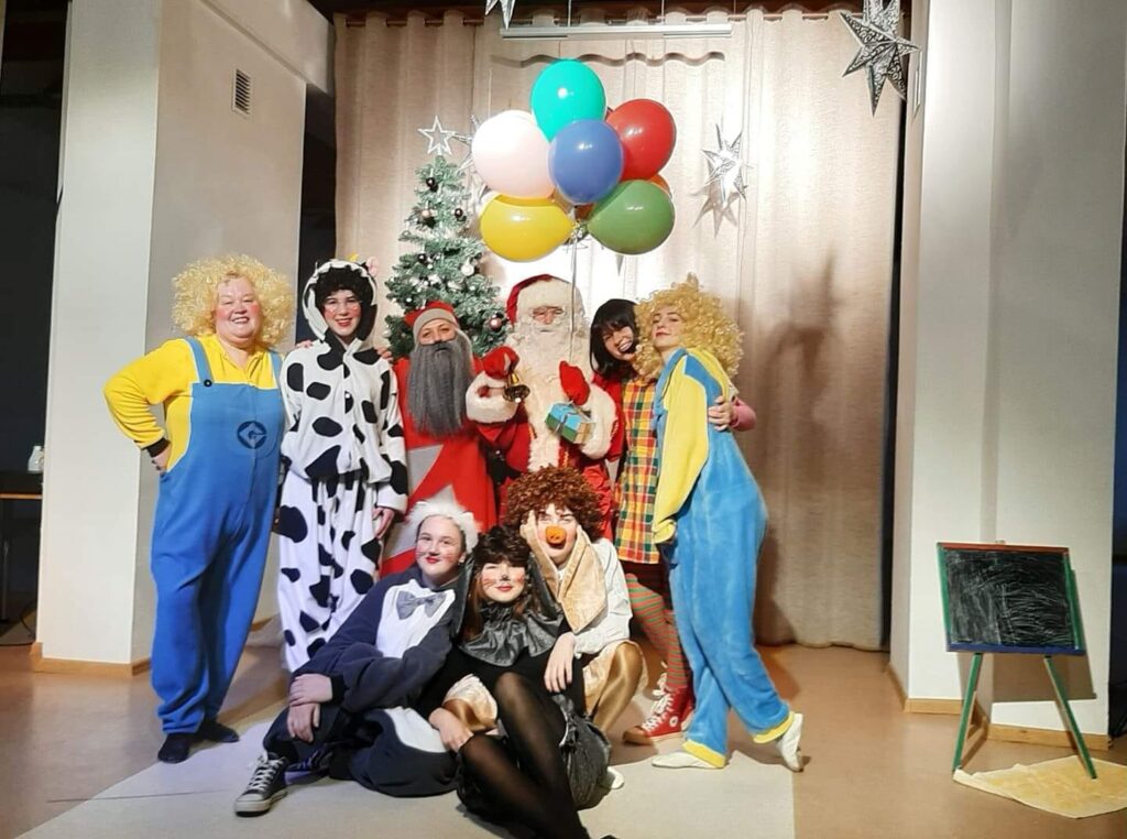 Vaikų ir jaunimo dramos studija „Grimasos“ – Kražių kultūros centras