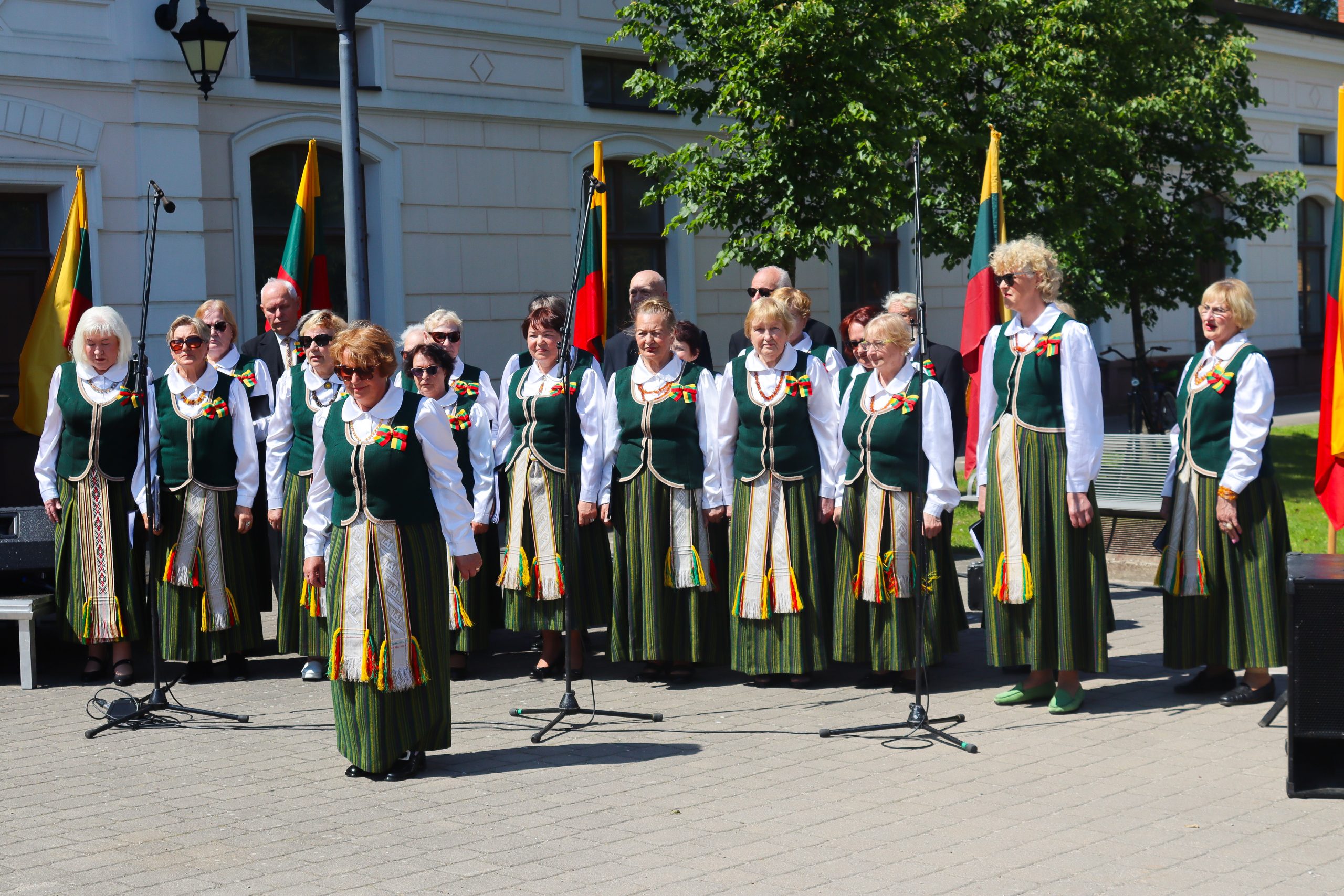 Politinių kalinių ir tremtinių choras „Atmintis“ – Mažeikiai