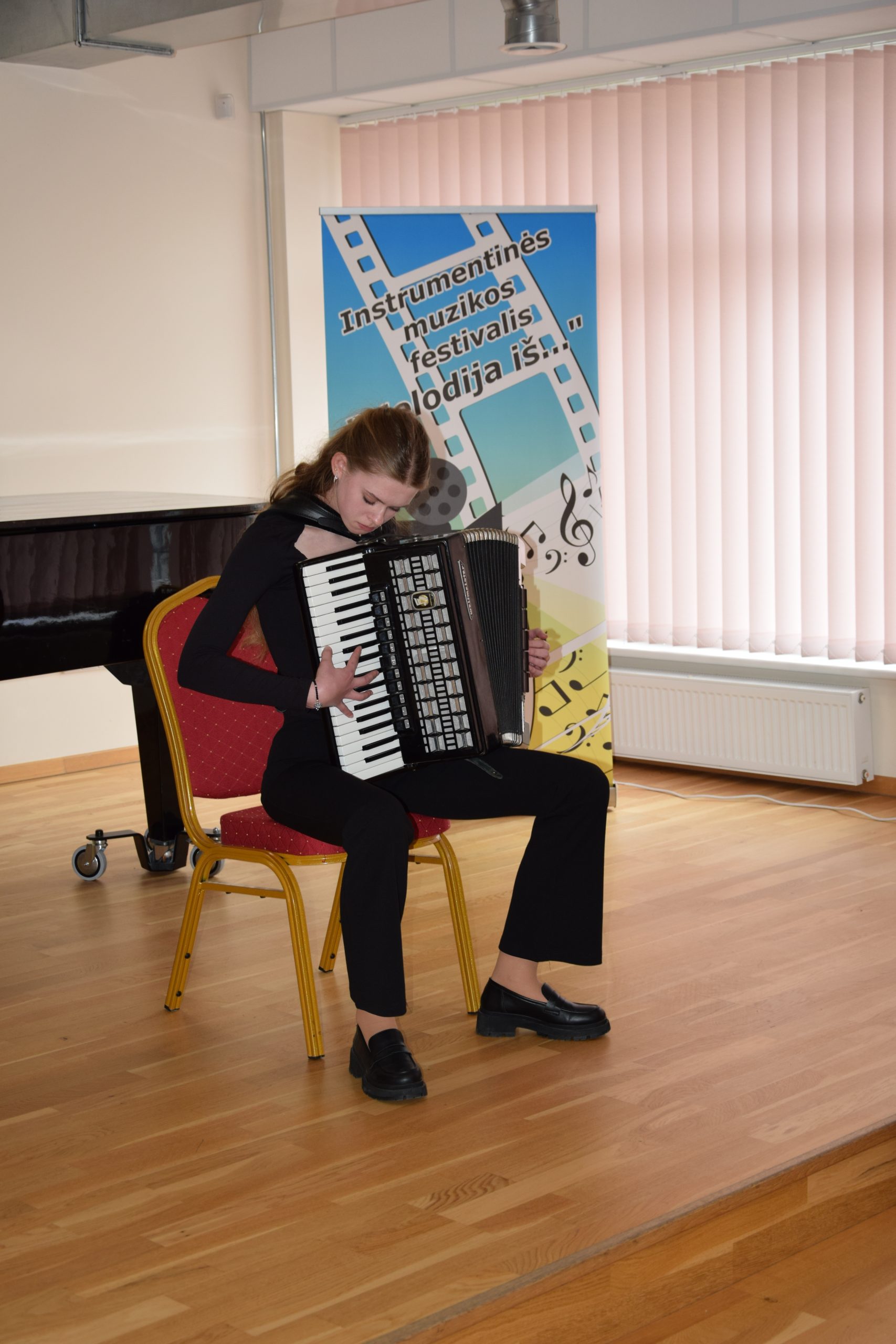 Singing Lessons – Juozas Pakalnis School of the Arts in Pakruojis