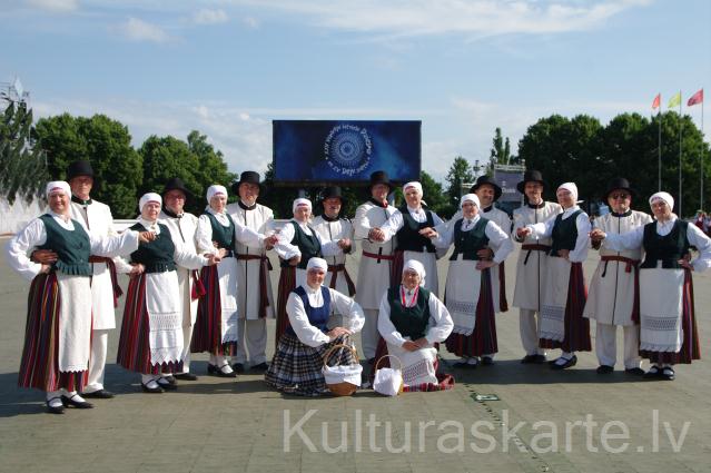 Vecākās paaudzes deju kolektīvs „Atvasara“