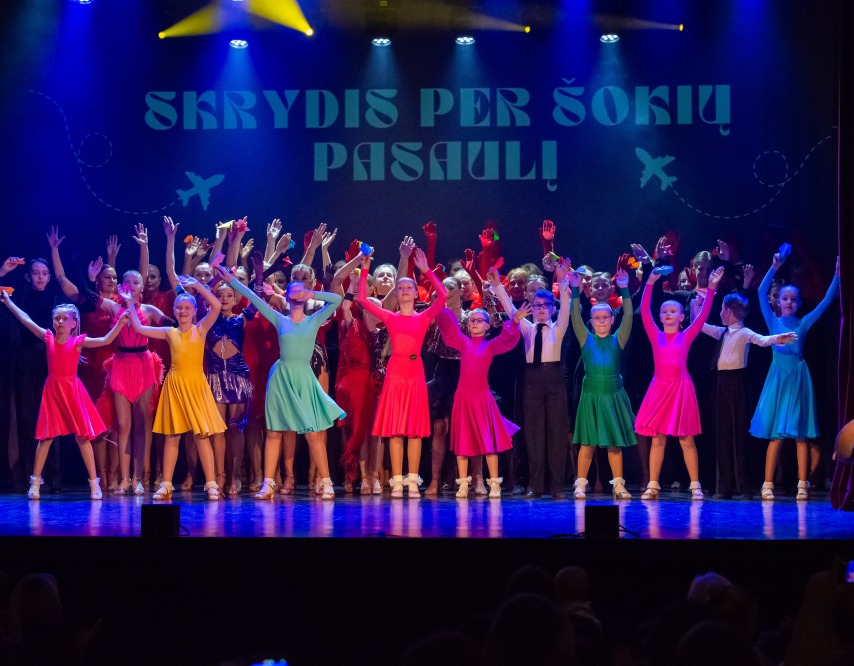 Children's Dance Groups – Naujoji Akmenė Cultural Center