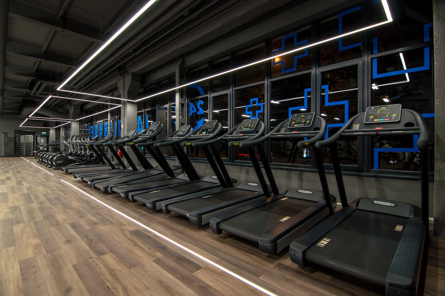 Siłownia – Gym+ przy ul. Dariaus i Girėno 2