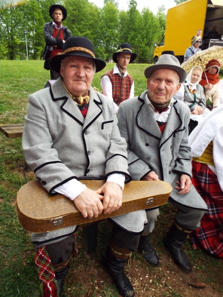 "Linkava" Folk Ensemble – Linkuva Cultural Center