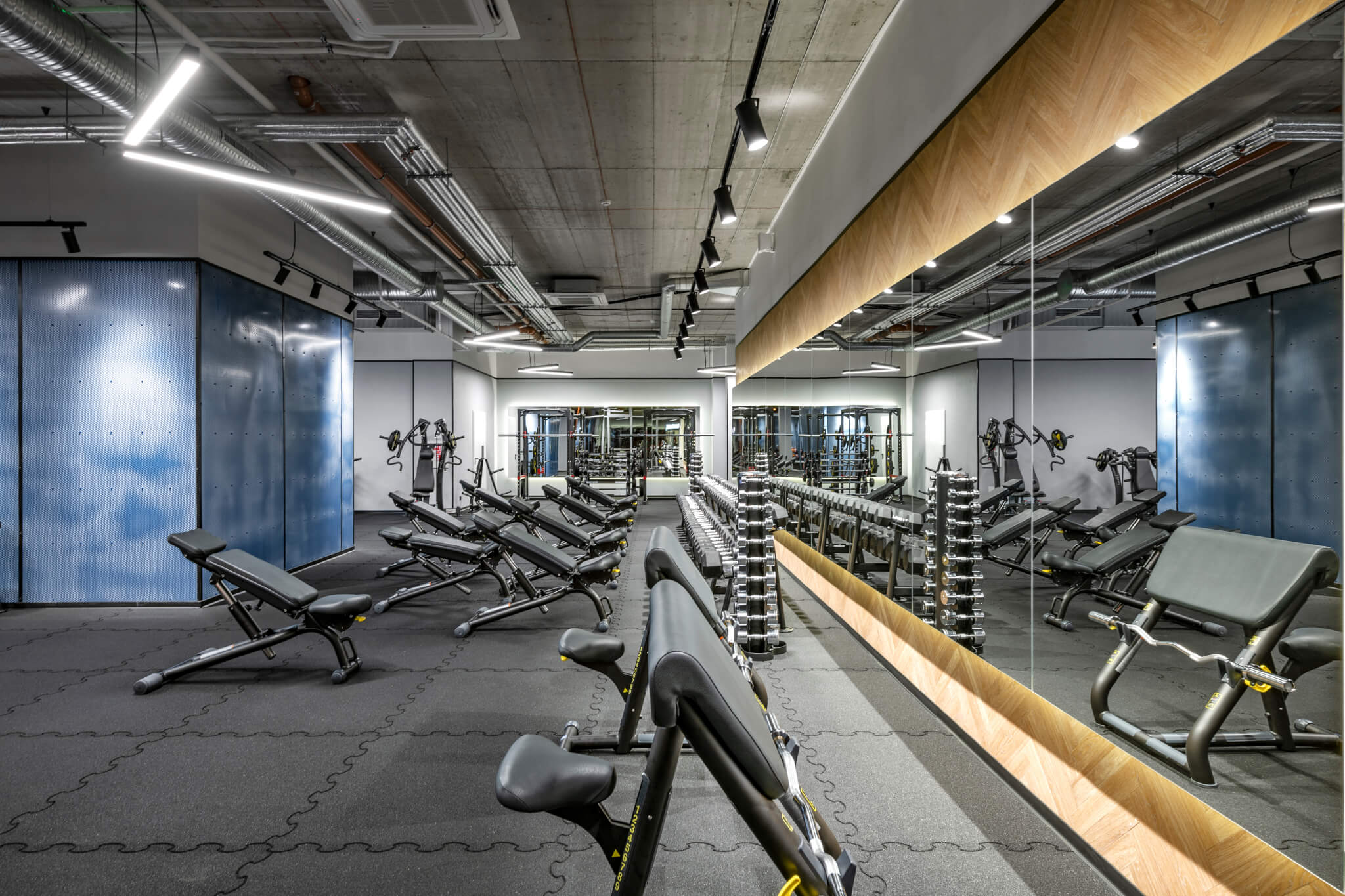 Sala treningowa – Hobby Fitness w centrum handlowym „Galaktika”