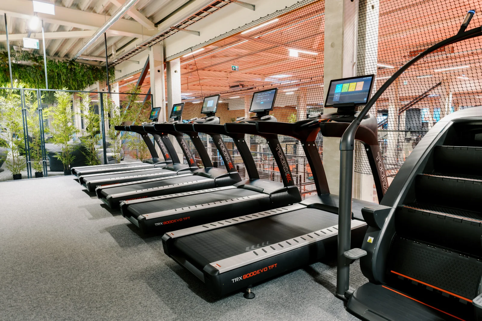 Sala treningowa – Gym Hub w Kownie