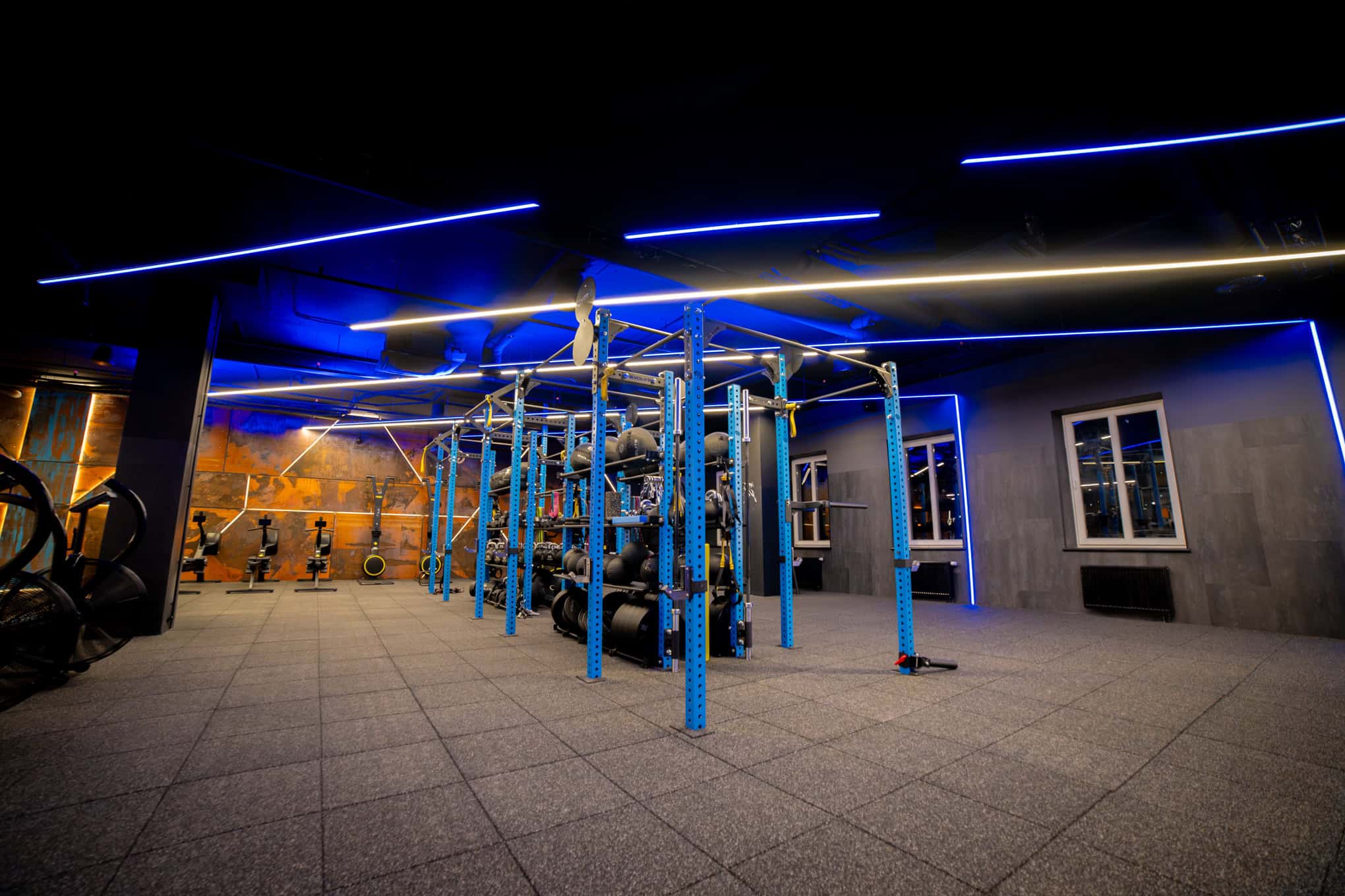 Treniruoklių salė – Gym+ Gedimino pr. 9