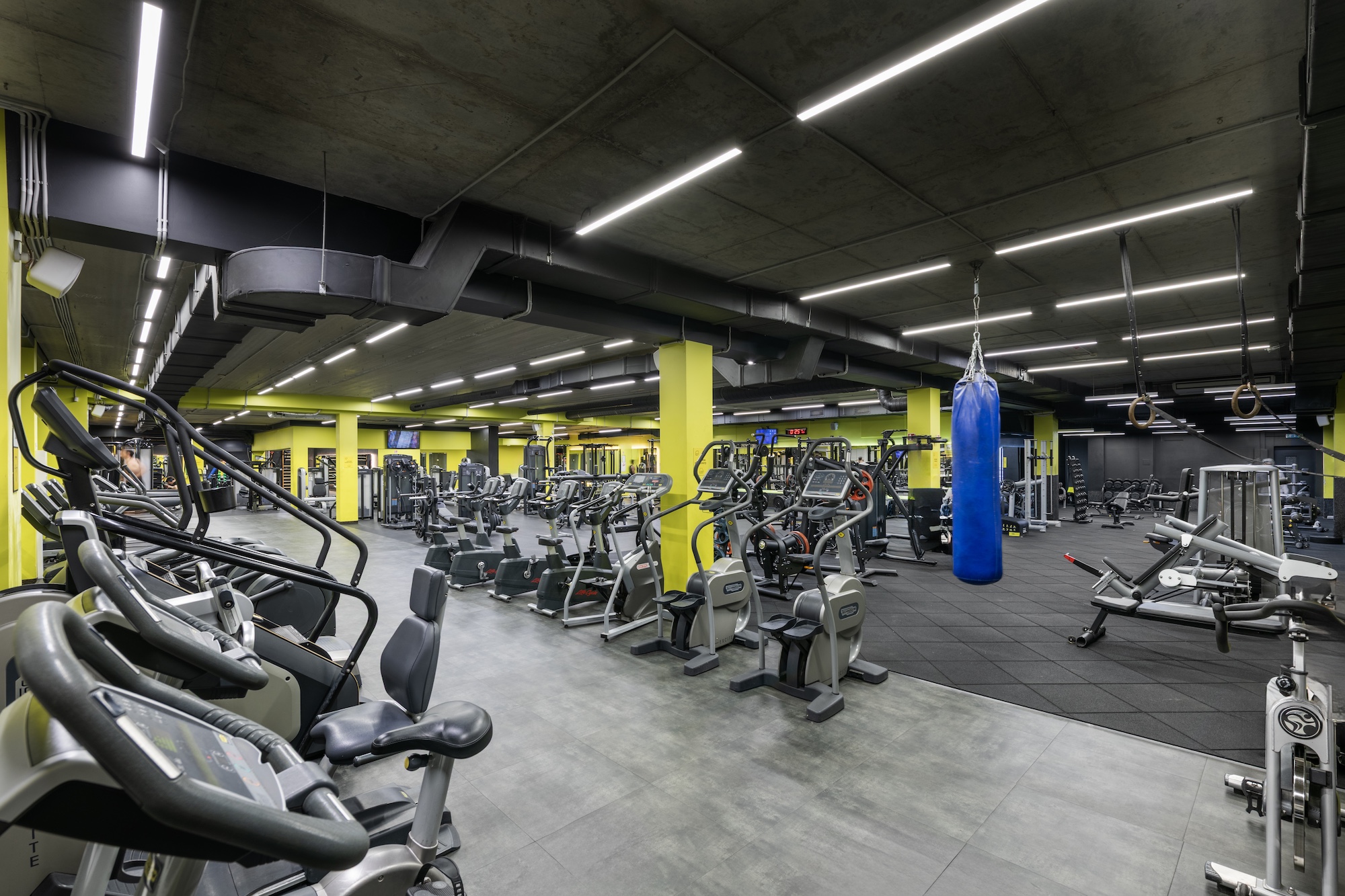 Treniruoklių salė – Lemon Gym Antakalnis