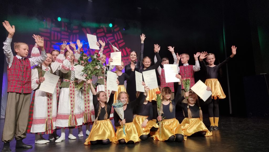 Zespół tańca ludowego „Nemunėlis” – sekcja choreografii Szkoły Muzycznej im. Rudolfa Lymana w Rokiškis