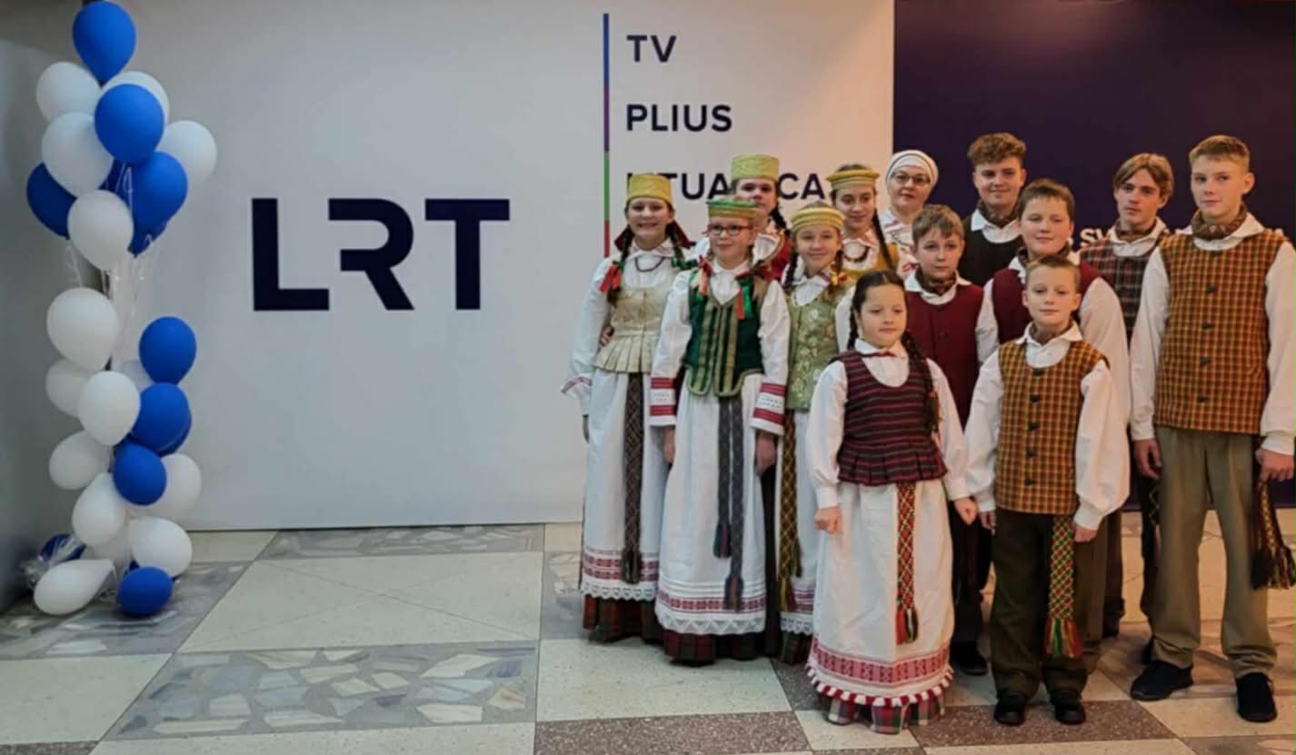 "Čiulbutis" Children's and Youth Folk Ensemble – Pakruojis