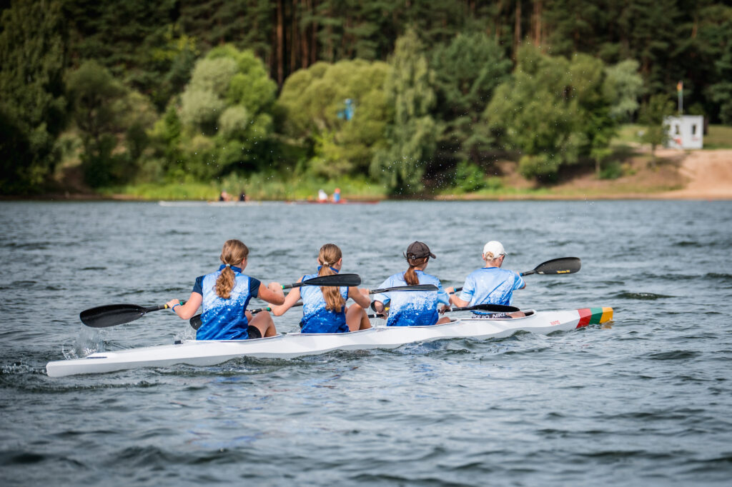 Wioślarstwo kajakowe i kanadyjskie dla dzieci – Szkoła Sportowa „Bangpūtys” w Kownie, ul. Gervių