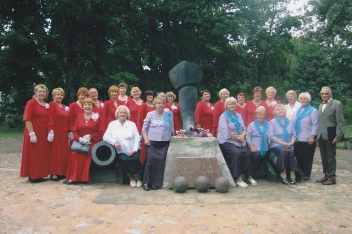 Senioru vokālais ansamblis „Zilais laktiņš“