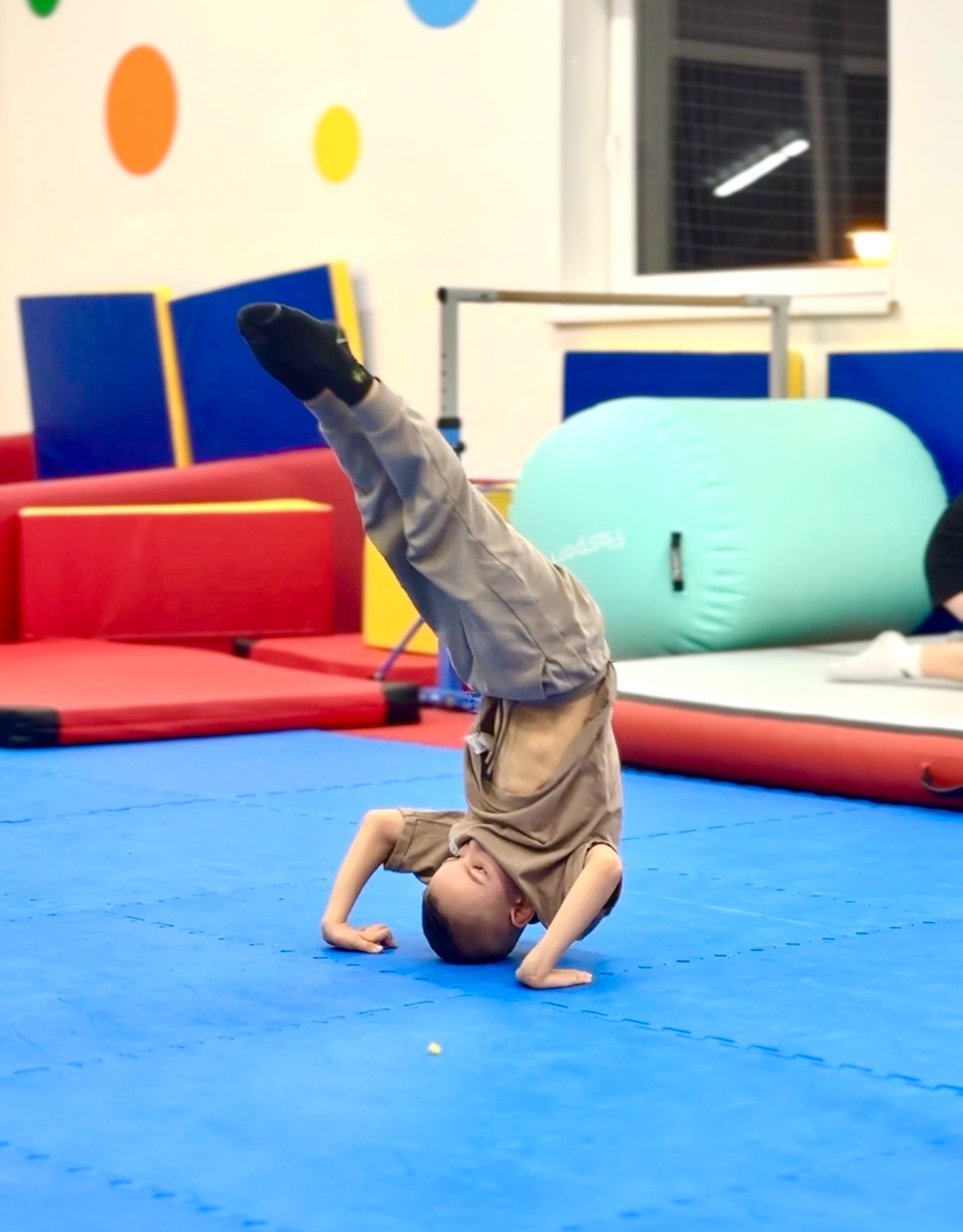 Mažųjų gimnastika 3–6 m. – Vaikų ir jaunimo gimnastikos studija, Lentvaris