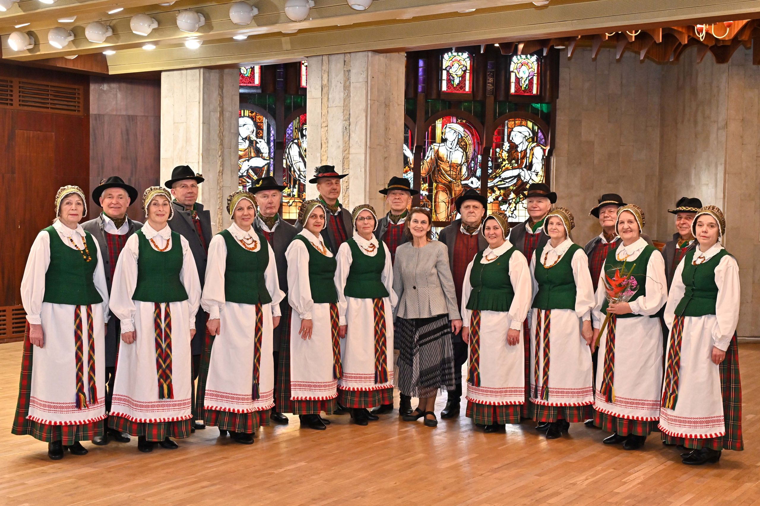 Senjorų liaudiškų šokių ansamblis „Linas“ – Panevėžio kultūros centras