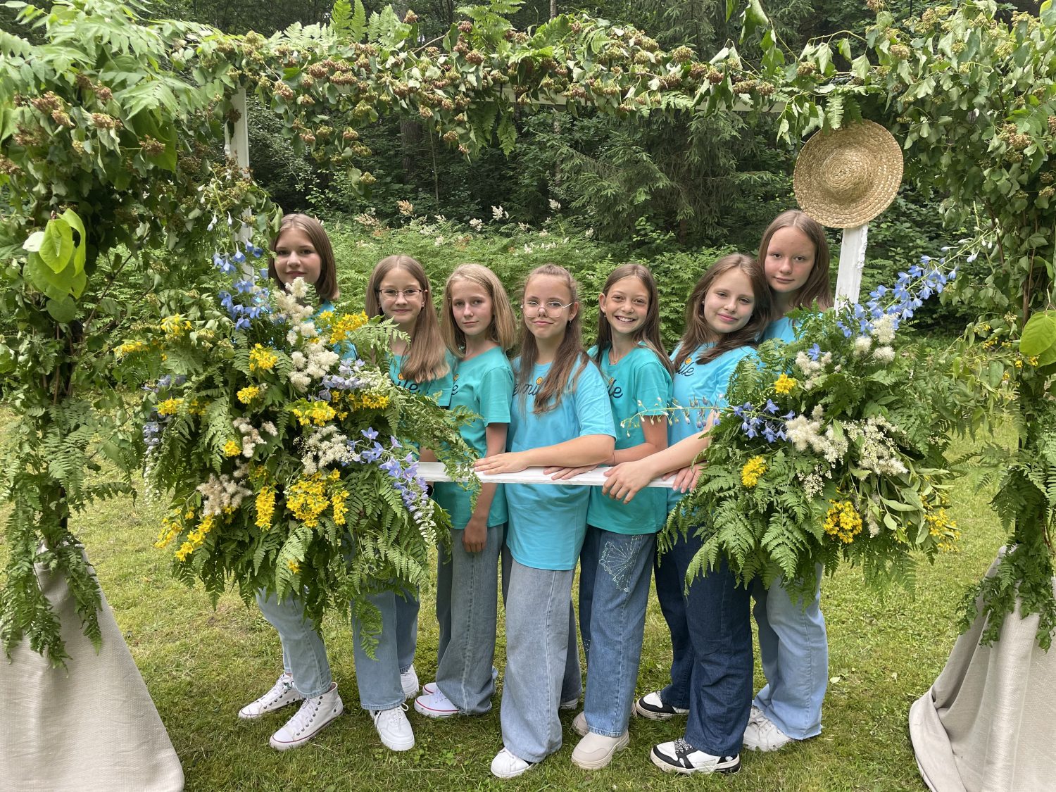 Merginų vokalinis ansamblis „Smile“ – Subačius