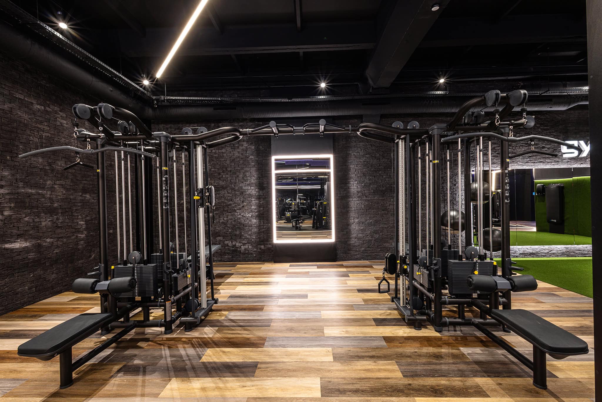 Treniruoklių salė – Gym+ Bangų g. 2
