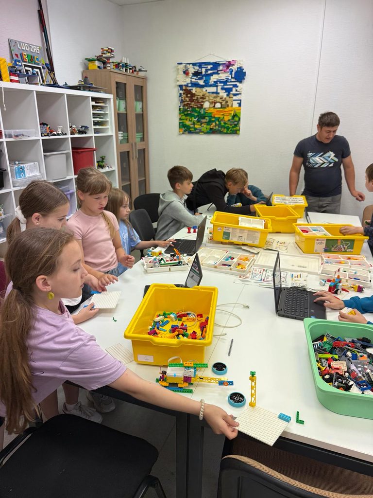 Lego robotika