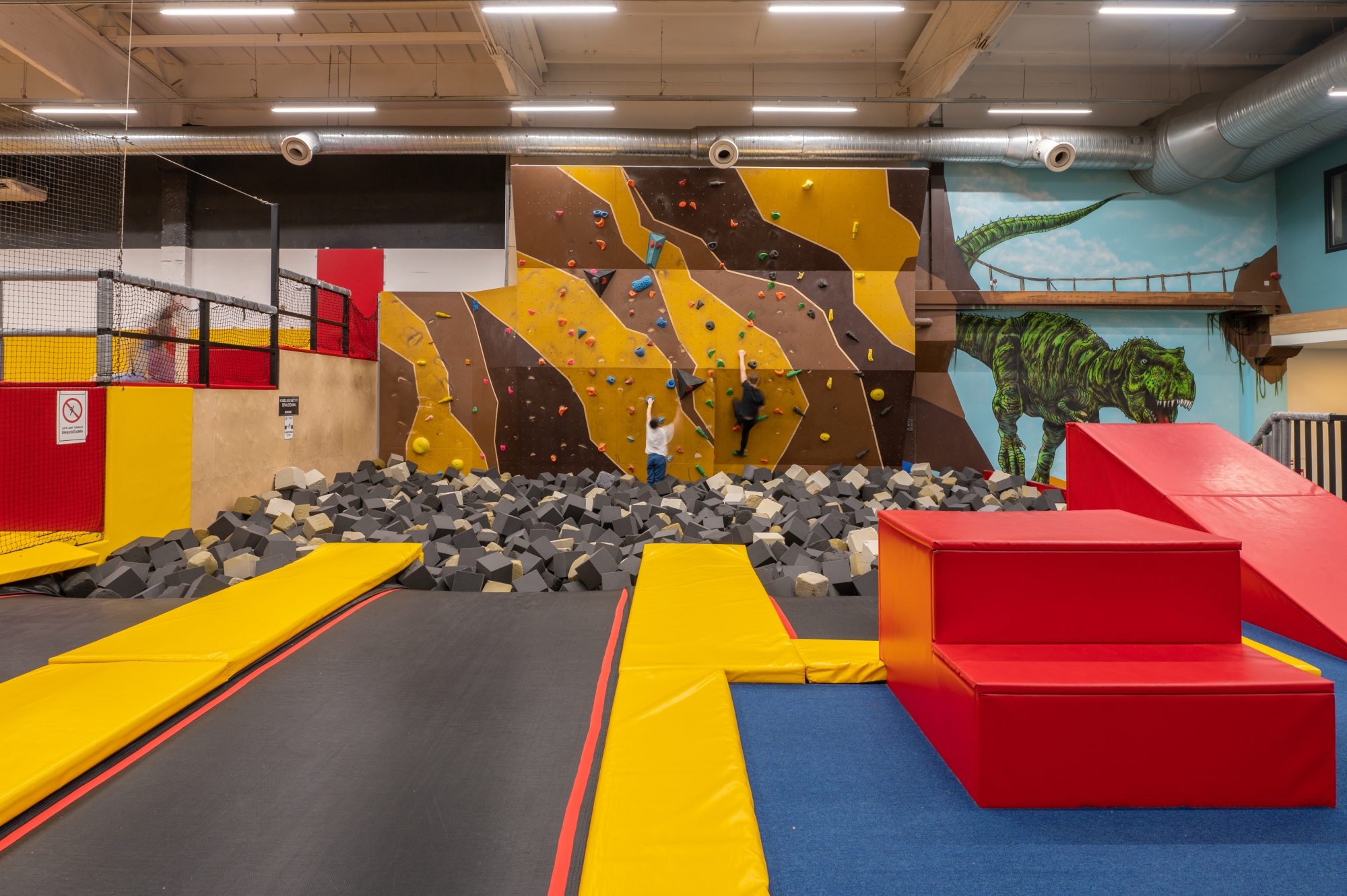Park trampolin – Skypark w Ogmios