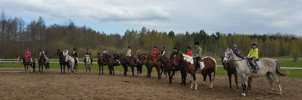 Treningi jeździeckie – klub jeździecki „Zigmo žirgai”, Palanga