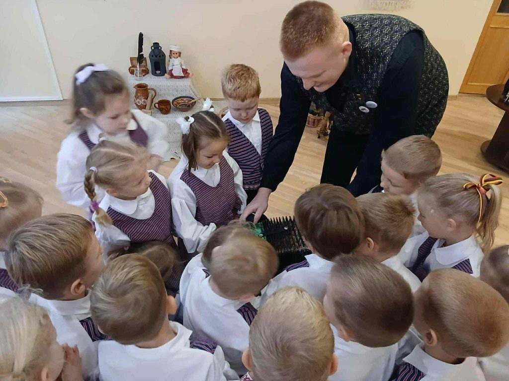 Koło instrumentów ludowych – Centrum Kultury w powiecie Raseiniai