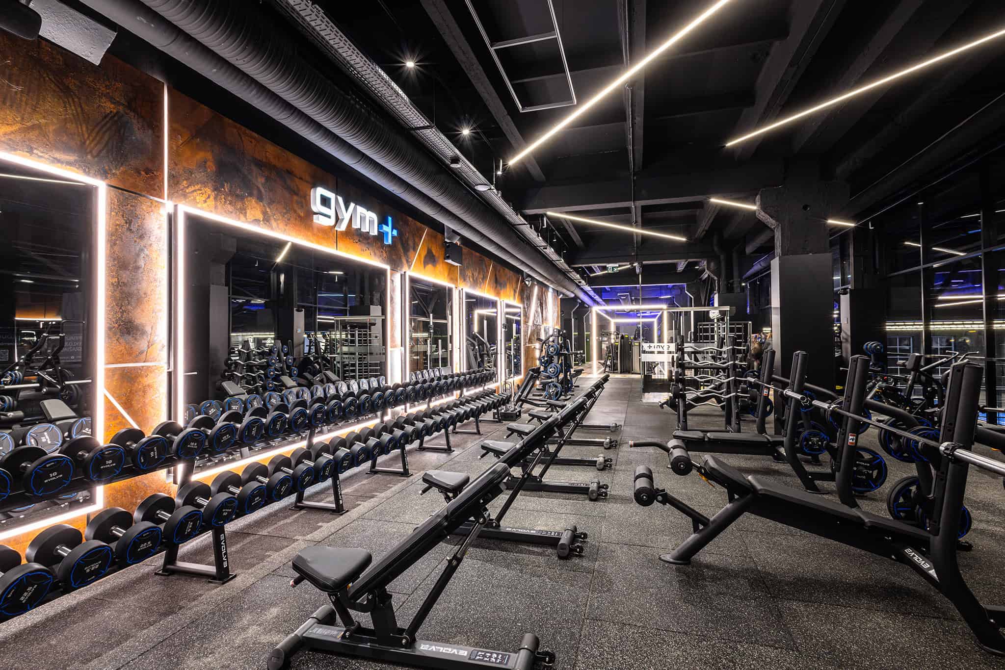 Treniruoklių salė – Gym+ Bangų g. 2