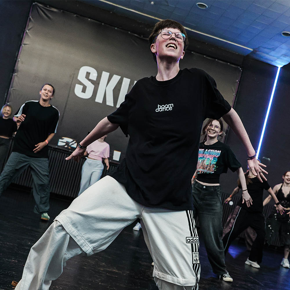 K-pop Dance Classes for Teens – Lukiškių St.