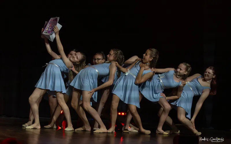 Kids Dance (7-8)